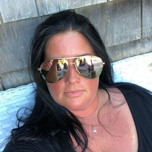 Meet your Posher, Dawn